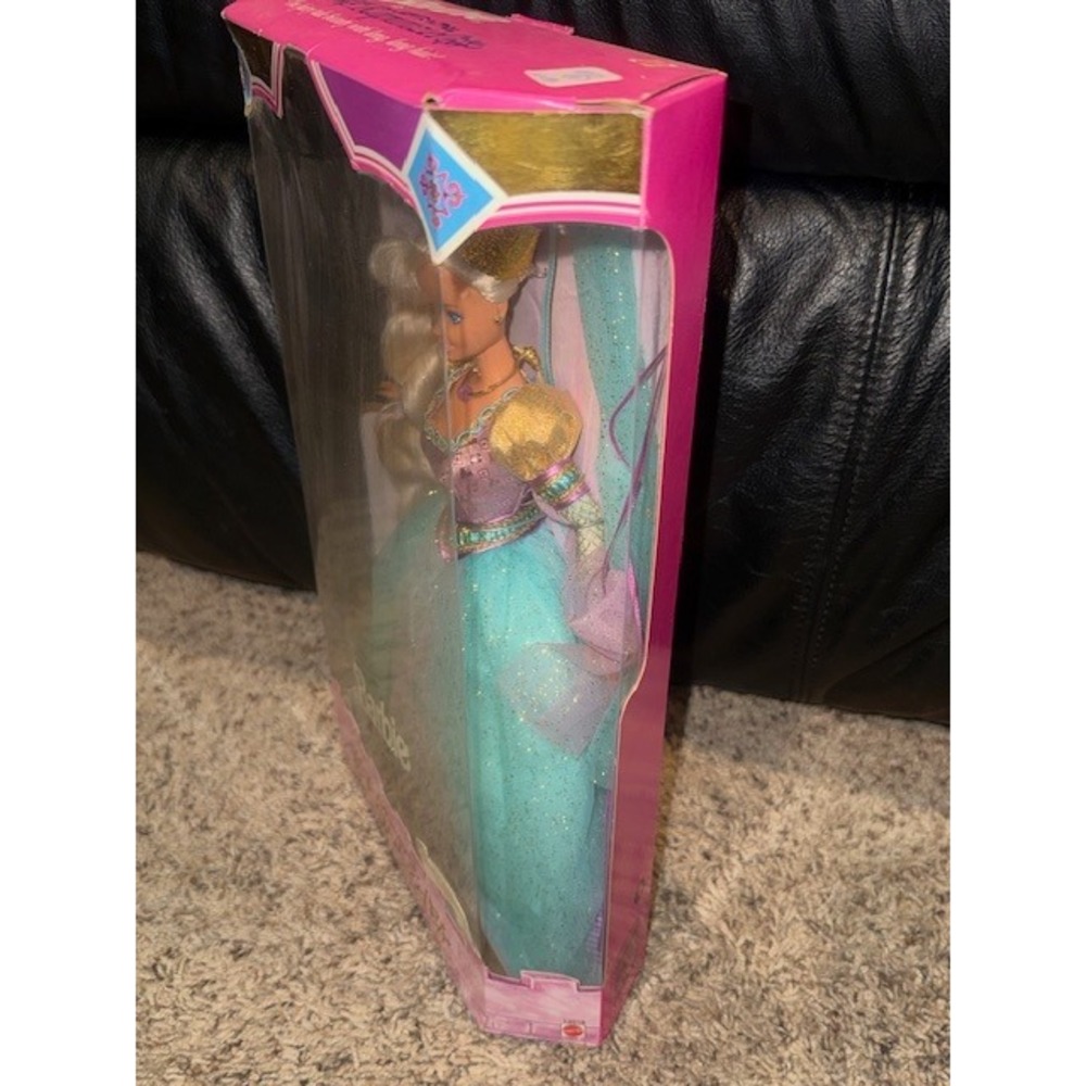 Barbie Childrens Collector Series Rapunzel Doll The Fairy Tale Beauty - Picture 4 of 8